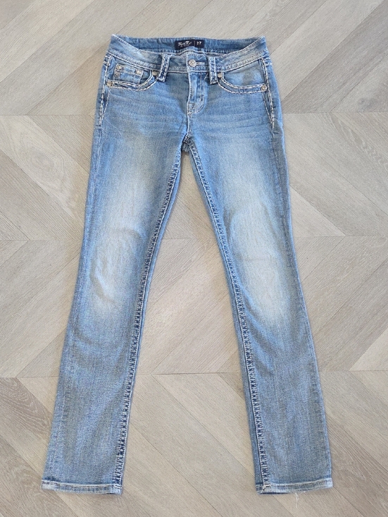 Miss Me Denim - Miss Me Mid Rise, Straight Leg Jeans Size 27x33